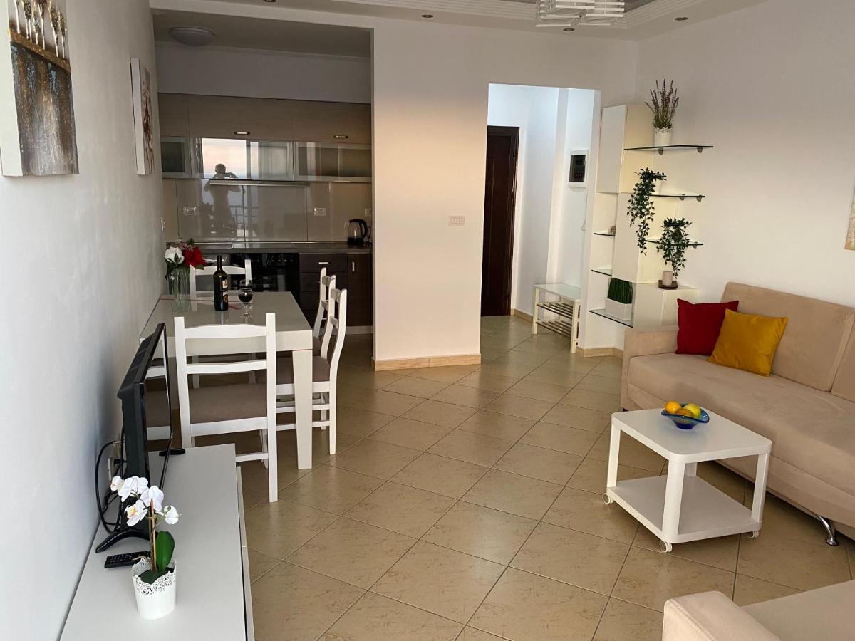 Apartment With Huge Sea View Balcony Σαράντα Εξωτερικό φωτογραφία